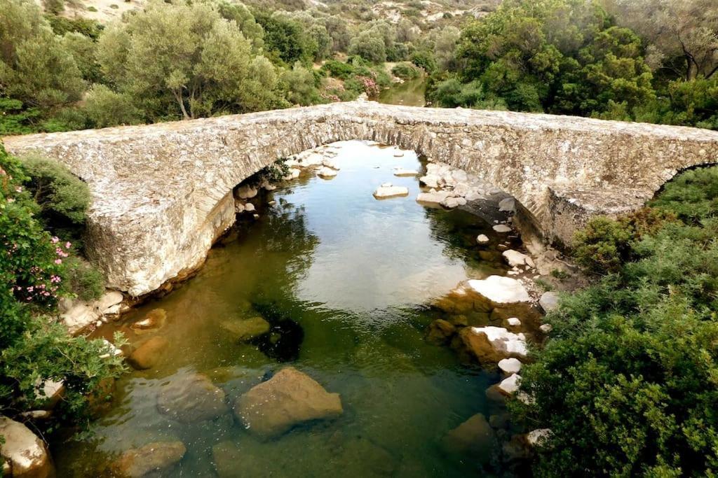 Orne Magical Retreat Villa Luaran gambar